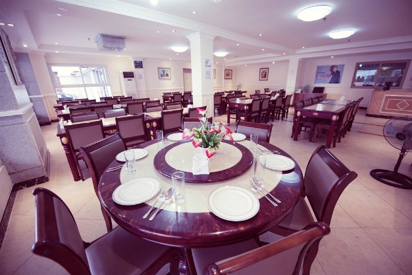 Clark Renaissance Hotel (Santol)